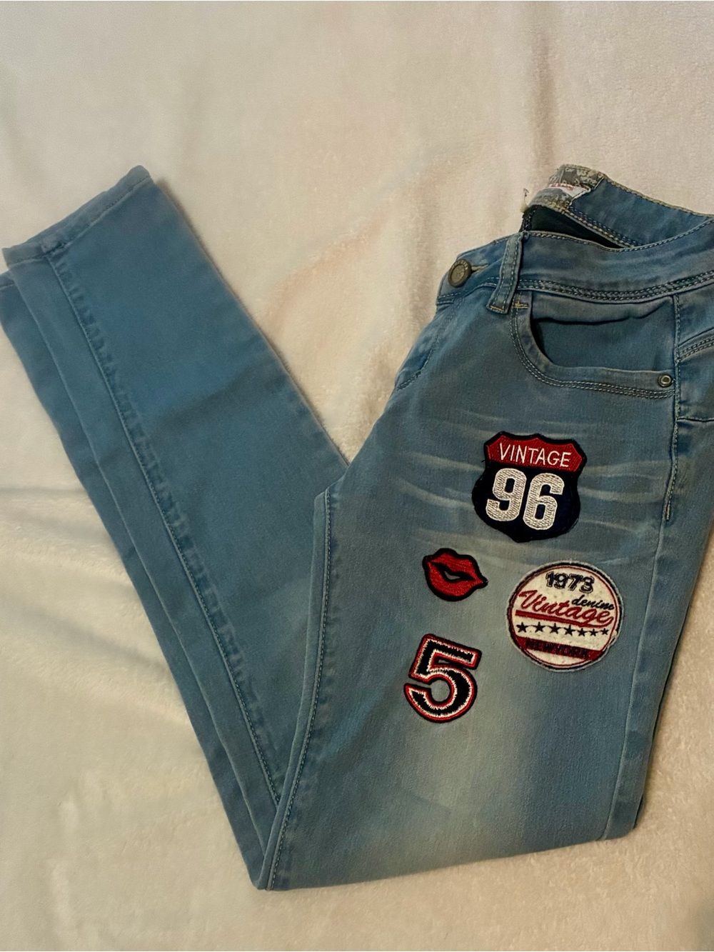 Hot Kiss Light Blue Skinny Jeans with Vintage Patches